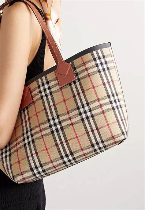 cheap burberry bag in london|burberry small london tote bag.